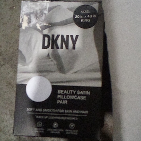 variety of sheet sets. - Picture 5 of 5